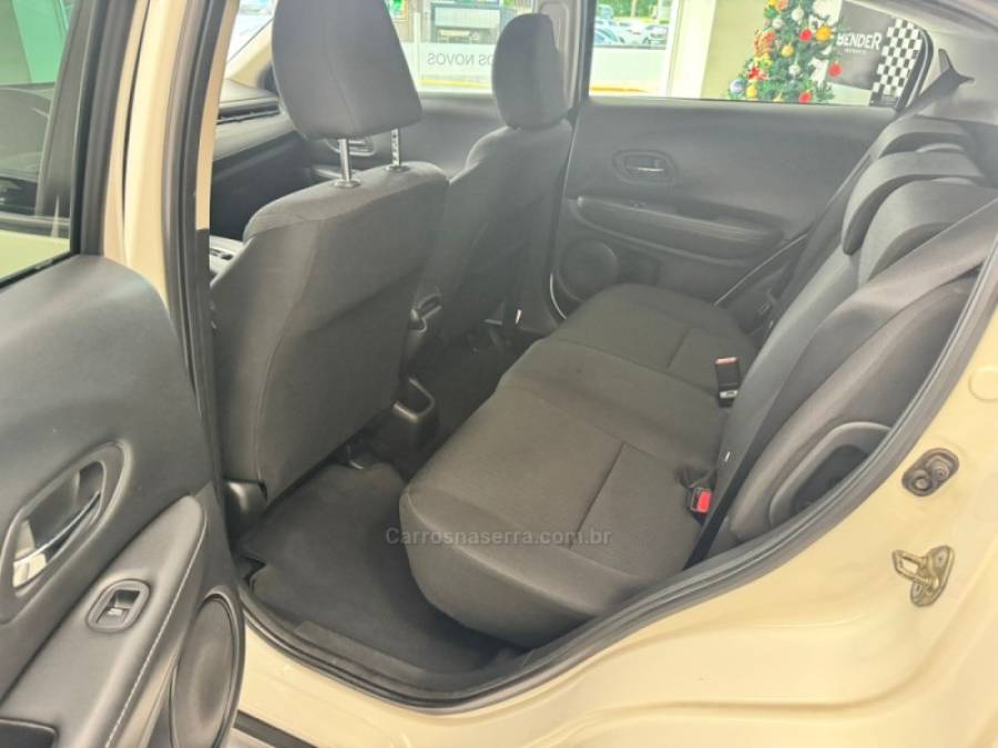 HONDA - HR-V - 2017/2018 - Branca - R$ 96.900,00