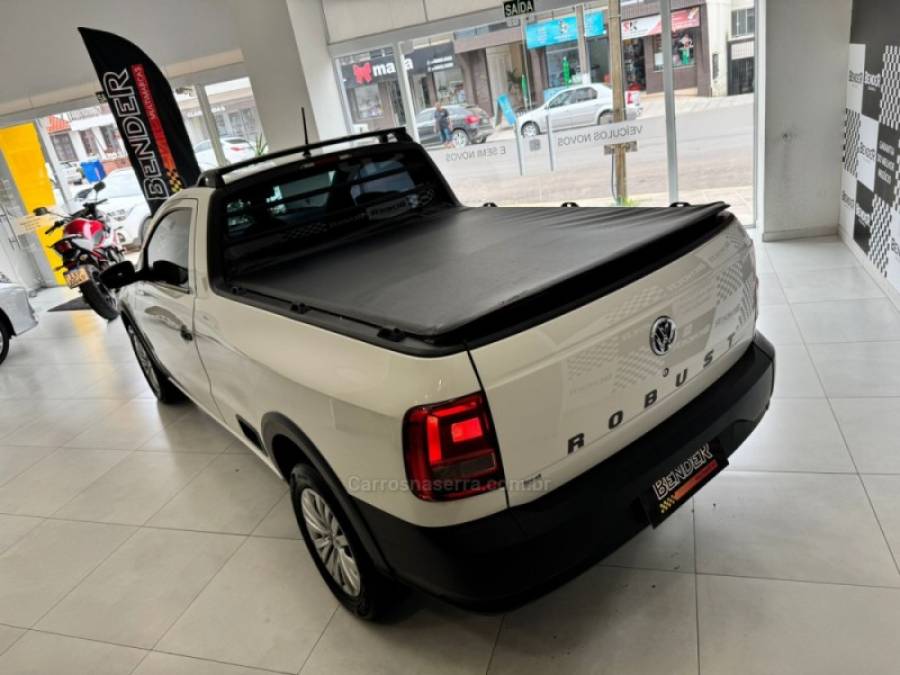 VOLKSWAGEN - SAVEIRO - 2020/2021 - Branca - R$ 65.900,00