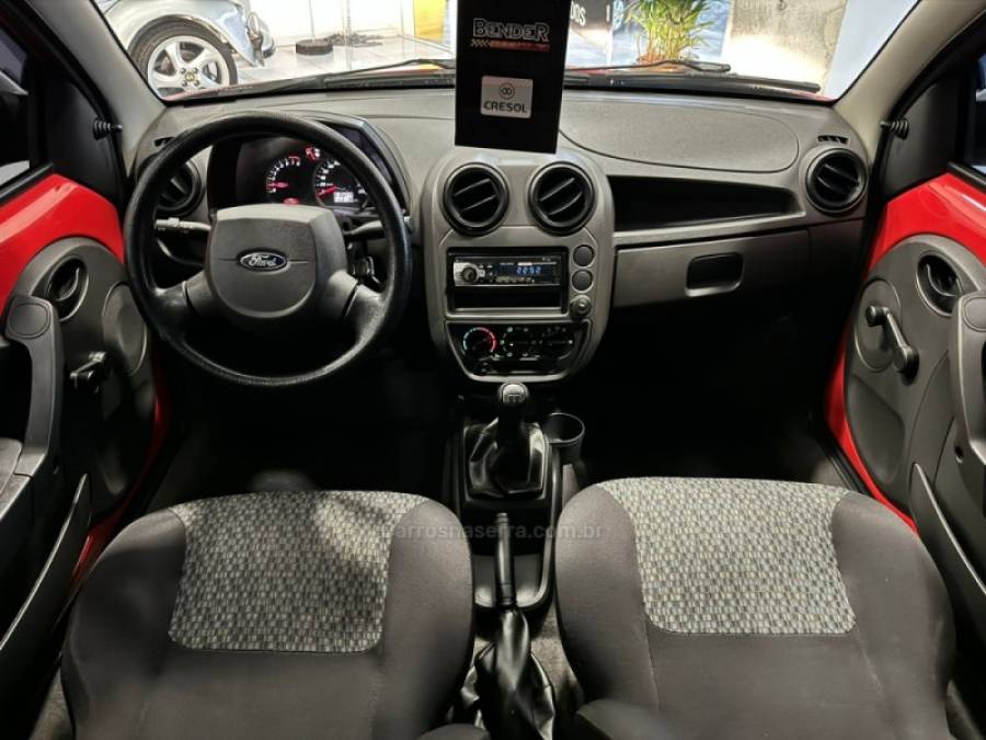 FORD - KA - 2013/2013 - Vermelha - R$ 29.900,00