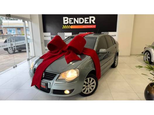 VOLKSWAGEN - POLO SEDAN - 2008/2009 - Cinza - R$ 39.900,00