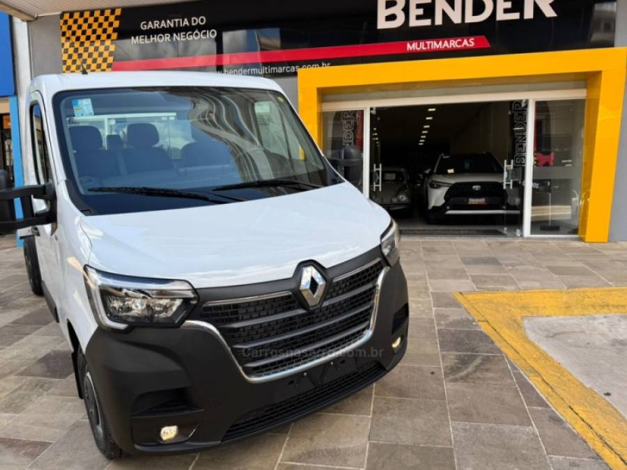 RENAULT - MASTER - 2024/2025 - Branca - Sob Consulta