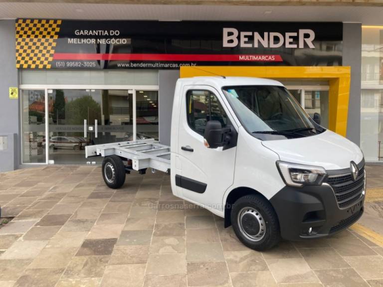 RENAULT - MASTER - 2023/2024 - Branca - Sob Consulta