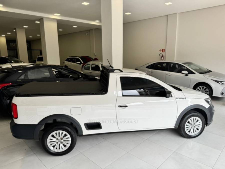 VOLKSWAGEN - SAVEIRO - 2020/2021 - Branca - R$ 65.900,00