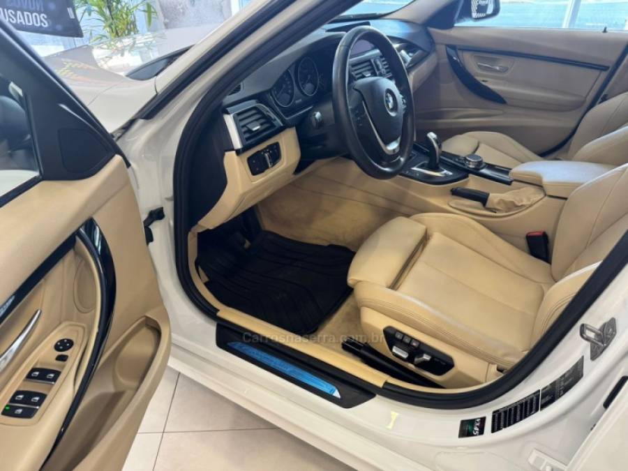 BMW - 328I - 2016/2017 - Branca - R$ 154.900,00