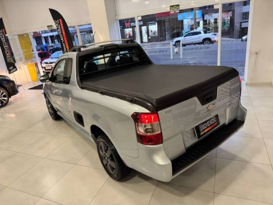 CHEVROLET - MONTANA - 2011/2012 - Prata - R$ 47.900,00